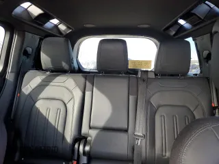 2023 Land Rover Defender X с VIN SALEXEEU6P2135372, выставлен на аукционе Copart как лот 46631195 с пробегом Не указан миль и Списание • Salvage title. История ставок и продаж доступна на DreamBid. Изображение 10.