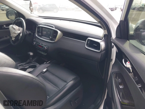 2019 Kia Sorento EX with VIN 5XYPHDA59KG464880, listed as a IAAI auction lot 41380730 with 93,817 mi miles and . Bid and sale history available at carsss.com. Image 5.