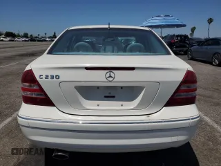 2006 Mercedes-Benz C 230 Sport z VIN WDBRF52H86A868643, wystawiony jako Copart lot #57884775 z przebiegiem 75 011 mil mil oraz Czysty tytuł • Clean title. Historia ofert i sprzedaży dostępna na DreamBid. Obrazek 6.