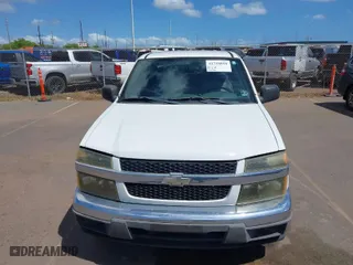 2005 Chevrolet Colorado 1SB LS Z85 with VIN 1GCCS136758181572, listed as a IAAI auction lot 41758818 with 153,731 mi miles. Bid and sale history available at carsss.com. Image 6.
