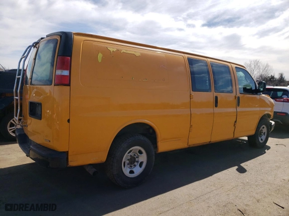 2016 Chevrolet Express Cargo Van with VIN 1GCZGHFG0G1124182, listed as a Copart auction lot 48575145 with 178,723 mi miles and Salvage Title. Bid and sale history available at carsss.com. Image 3.
