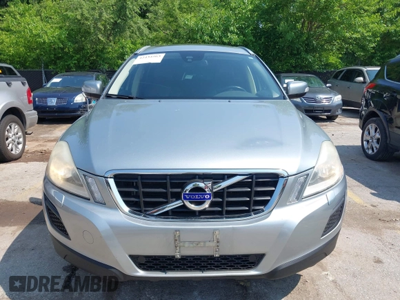 2013 Volvo XC60 T6 z VIN YV4902DZ5D2448575, wystawiony jako IAAI lot #42434563 z przebiegiem 154 710 mil mil oraz . Historia ofert i sprzedaży dostępna na DreamBid. Obrazek 12.