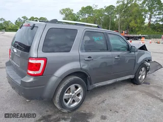 2009 Ford Escape Limited with VIN 1FMCU04749KB34919, listed as a IAAI auction lot 40820827 with 1 mi miles. Bid and sale history available at carsss.com. Image 4.
