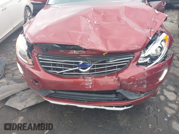 2016 Volvo XC60 T5 Drive-E Premier with VIN YV440MDK9G2907703, listed as a IAAI auction lot 41961756 with 62,644 mi miles. Bid and sale history available at carsss.com. Image 6.