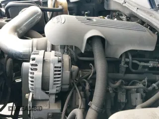 2005 Chevrolet Silverado 1500 LS с VIN 2GCEC19T151399965, выставлен на аукционе IAAI как лот 43272976 с пробегом 294 558 миль миль и . История ставок и продаж доступна на DreamBid. Изображение 19.