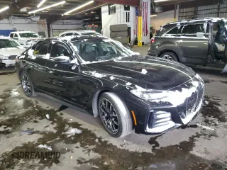 2022 BMW i4 eDrive40 z VIN WBY73AW0XNFM42466, wystawiony jako Copart lot #87421194 z przebiegiem Nie podano mil oraz Szkoda całkowita • Salvage title. Historia ofert i sprzedaży dostępna na DreamBid. Obrazek 4.