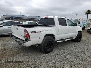 2015 Toyota Tacoma PreRunner с VIN 3TMJU4GNXFM193555, выставлен на аукционе Copart как лот 59618485 с пробегом 63 552 миль миль и Списание • Salvage title. История ставок и продаж доступна на DreamBid. Изображение 3.