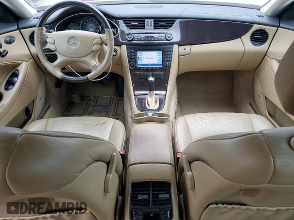 2007 Mercedes-Benz CLS-Class 5.5L with VIN WDDDJ72X77A086855, listed as a Copart auction lot 71226864 with 0 mi miles and Salvage Title. Bid and sale history available at carsss.com. Image 8.