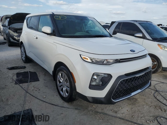 2020 Kia Soul X-Line with VIN KNDJ23AU5L7733335, listed as a Copart auction lot 76155474 with 130,313 mi miles and Non Repairable. Bid and sale history available at carsss.com. Image 4.
