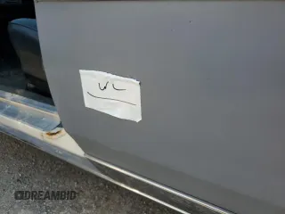 1987 Oldsmobile Cutlass z VIN 2G3GM51Y1H2347545, wystawiony jako Copart lot #76087594 z przebiegiem 98 257 mil mil oraz Szkody całkowita. Historia ofert i sprzedaży dostępna na DreamBid. Obrazek 12.