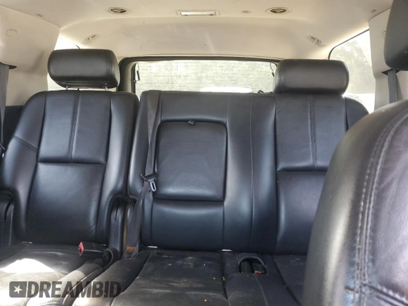 2007 Chevrolet Tahoe LT z VIN 1GNFK13007J135545, wystawiony jako Copart lot #48027025 z przebiegiem Nie podano mil oraz Szkoda całkowita • Salvage title. Historia ofert i sprzedaży dostępna na DreamBid. Obrazek 10.