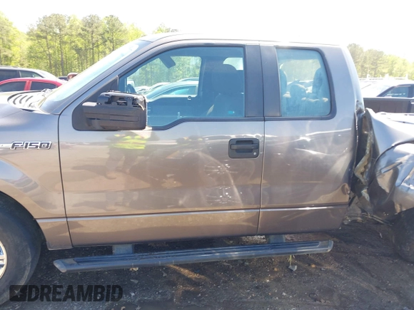 2014 Ford F-150 XL with VIN 1FTEX1CM3EFC83729, listed as a IAAI auction lot 41999134 with 209,558 mi miles and . Bid and sale history available at DreamBid. Image 15.