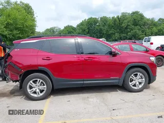 2019 GMC Terrain SLE z VIN 3GKALTEV9KL315892, wystawiony jako IAAI lot #42488363 z przebiegiem 103 869 mil mil oraz . Historia ofert i sprzedaży dostępna na DreamBid. Obrazek 14.