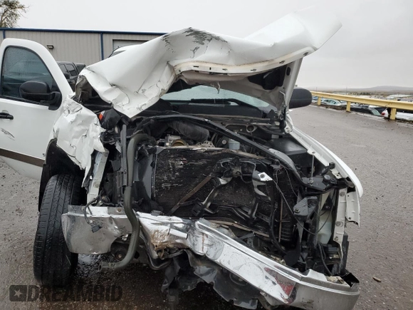 2008 GMC Sierra 1500 SL z VIN 1GTEC19C98Z174947, wystawiony jako Copart lot #79313314 z przebiegiem Nie podano mil oraz Nie do naprawy • Non repairable. Historia ofert i sprzedaży dostępna na DreamBid. Obrazek 5.