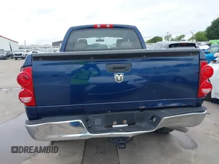 2007 Dodge 1500 ST z VIN 1D7HA18K57J562577, wystawiony jako IAAI lot #42355951 z przebiegiem 190 791 mil mil oraz . Historia ofert i sprzedaży dostępna na DreamBid. Obrazek 19.