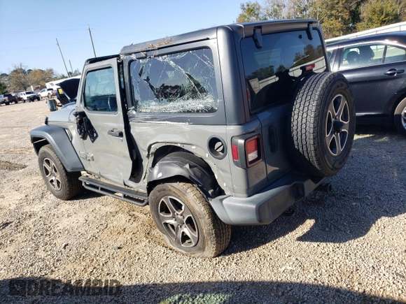 2020 Jeep Wrangler Willys with VIN 1C4GJXAG5LW307083, listed as a Copart auction lot 86994744 with 28,873 mi miles and Salvage title. Bid and sale history available at DreamBid. Image 2.