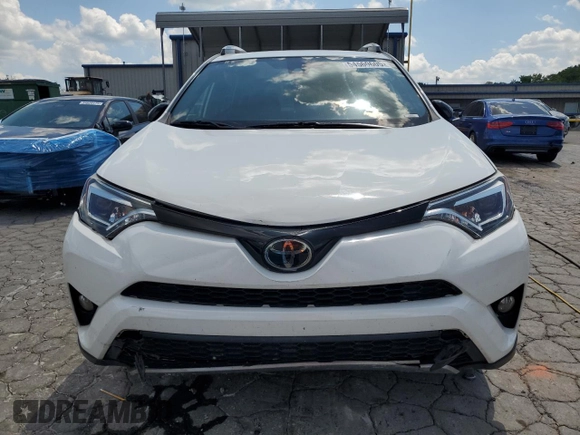 2018 Toyota RAV4 SE z VIN JTMNFREV0JJ167595, wystawiony jako Copart lot #54560605 z przebiegiem 93 056 mil mil oraz Szkoda całkowita • Salvage title. Historia ofert i sprzedaży dostępna na DreamBid. Obrazek 5.