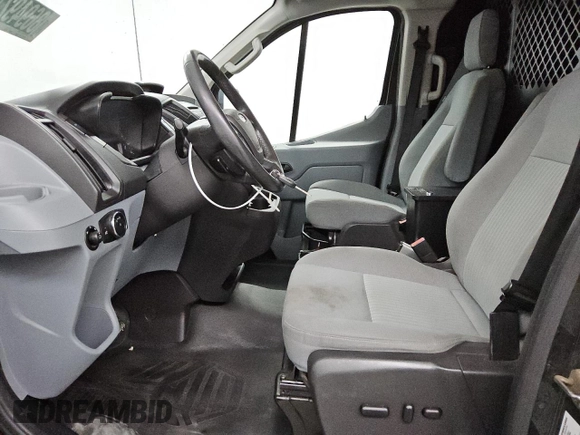 2015 Ford Transit Cargo с VIN 1FTYE1YM2FKA21561, выставлен на аукционе Copart как лот 86949274 с пробегом 160 535 миль миль и Чистый • Clean title. История ставок и продаж доступна на DreamBid. Изображение 7.