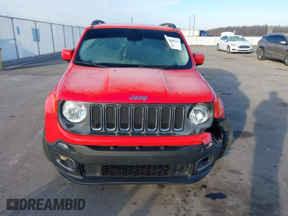 2015 Jeep Renegade Latitude with VIN ZACCJABT6FPB23098, listed as a IAAI auction lot 41538866 with 111,107 mi miles. Bid and sale history available at carsss.com. Image 12.