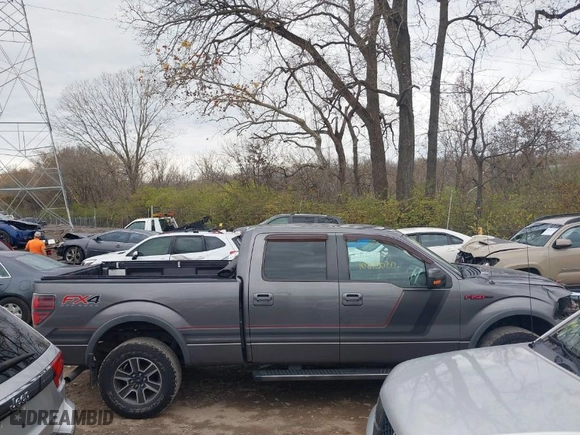 2014 Ford F-150 XL with VIN 1FTFW1EF1EKD16823, listed as a IAAI auction lot 40895020 with 133,901 mi miles. Bid and sale history available at carsss.com. Image 13.