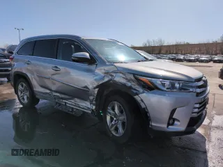 2017 Toyota Highlander Limited z VIN 5TDDZRFHXHS361852, wystawiony jako Copart lot #52359305 z przebiegiem 111 228 mil mil oraz Szkoda całkowita • Salvage title. Historia ofert i sprzedaży dostępna na DreamBid. Obrazek 4.