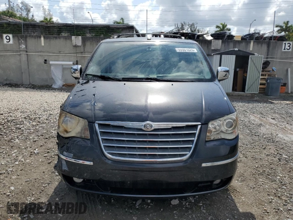 2010 Chrysler Town & Country Limited z VIN 2A4RR7DX0AR387518, wystawiony jako Copart lot #55501025 z przebiegiem 87 823 mil mil oraz Szkoda całkowita • Salvage title. Historia ofert i sprzedaży dostępna na DreamBid. Obrazek 5.