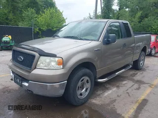 2005 Ford F-150 XLT with VIN 1FTPX14575NA05423, listed as a IAAI auction lot 42365484 with 118,634 mi miles and . Bid and sale history available at DreamBid. Image 2.