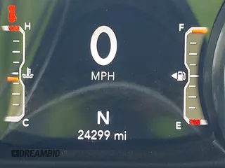 2021 Jeep Wrangler Unlimited Sport z VIN 1C4HJXDG7MW805657, wystawiony jako IAAI lot #42481446 z przebiegiem 24 299 mil mil oraz . Historia ofert i sprzedaży dostępna na DreamBid. Obrazek 15.