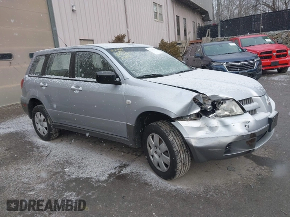 2005 Mitsubishi Outlander LS with VIN JA4LX31F25U045299, listed as a IAAI auction lot 41339369 with 100,697 mi miles. Bid and sale history available at carsss.com. Image 1.