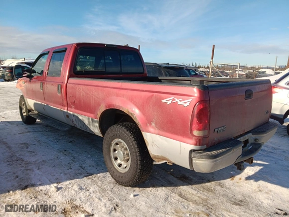 2002 Ford Super Duty F-250 XL with VIN 1FTNW21F62EC43482, listed as a Copart auction lot 48229395 with 219,458 mi miles and Salvage Title. Bid and sale history available at carsss.com. Image 2.
