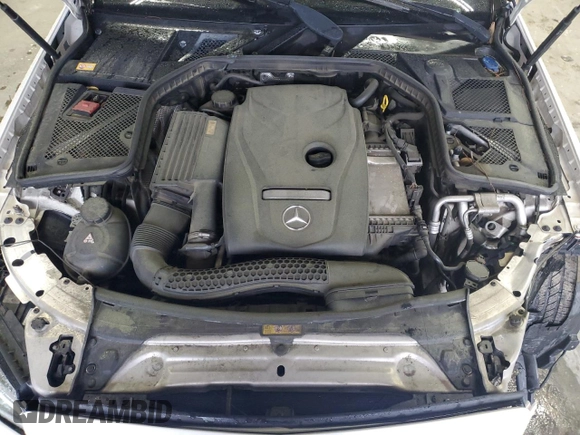 2015 Mercedes-Benz C 300 Luxury with VIN 55SWF4KB0FU082559, listed as a Copart auction lot 52482625 with 202,327 mi miles and Salvage Title. Bid and sale history available at DreamBid. Image 12.