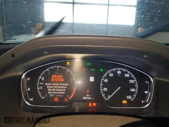 2018 Honda Accord Touring z VIN 1HGCV2F93JA040263, wystawiony jako Copart lot #89186765 z przebiegiem 95 110 mil mil oraz Nie do naprawy • Non repairable. Historia ofert i sprzedaży dostępna na DreamBid. Obrazek 9.