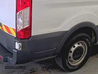 2018 Ford Transit с VIN 1FTYE1YM9JKB52110, выставлен на аукционе IAAI как лот 42610426 с пробегом 156 532 миль миль и . История ставок и продаж доступна на DreamBid. Изображение 28.