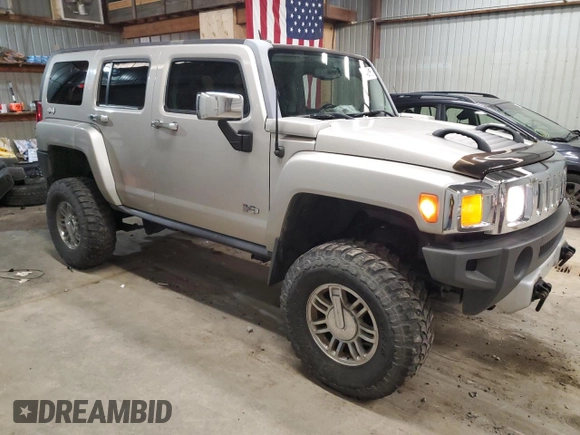 2008 Hummer H3 SUV с VIN 5GTEN13E688107404, выставлен на аукционе Copart как лот 51408185 с пробегом 159 235 миль миль и Списание • Salvage title. История ставок и продаж доступна на DreamBid. Изображение 4.