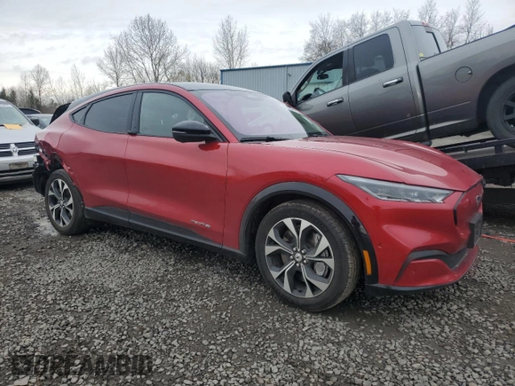 2021 Ford Mustang Mach-E Premium с VIN 3FMTK3SS8MMA19627, выставлен на аукционе Copart как лот 48394425 с пробегом 35 059 миль миль и Списание • Salvage title. История ставок и продаж доступна на DreamBid. Изображение 4.