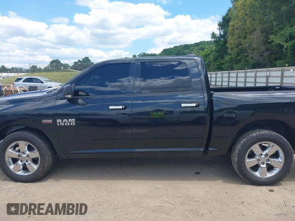 2018 Ram 1500 Big Horn with VIN 1C6RR7LT3JS349016, listed as a IAAI auction lot 39757175 with 91,710 mi miles. Bid and sale history available at carsss.com. Image 14.