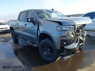 2019 Chevrolet Silverado 1500 LT Trail Boss with VIN 1GCPYFED1KZ226732, listed as a IAAI auction lot 41366858 with 61,164 mi miles. Bid and sale history available at carsss.com. Image 1.
