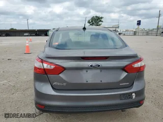 2014 Ford Focus S with VIN 1FADP3E22EL452391, listed as a Copart auction lot 53318395 with 137,776 mi miles and Clean Title. Bid and sale history available at carsss.com. Image 6.