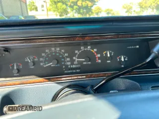 1992 Buick Roadmaster Ltd with VIN 1G4BT5370NR427263, listed as a Copart auction lot 77878424 with 80,825 mi miles and Clean Title. Bid and sale history available at DreamBid. Image 8.