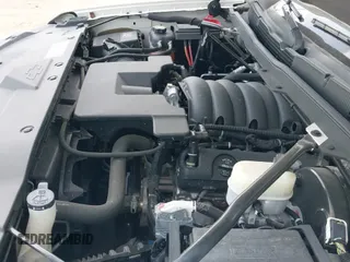 2015 Chevrolet Silverado 1500 High Country z VIN 3GCPCTEC2FG125614, wystawiony jako IAAI lot #42323018 z przebiegiem 80 038 mil mil oraz . Historia ofert i sprzedaży dostępna na DreamBid. Obrazek 19.