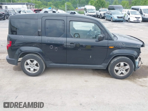 2011 Honda Element EX z VIN 5J6YH2H70BL005915, wystawiony jako IAAI lot #42411314 z przebiegiem 257 679 mil mil oraz . Historia ofert i sprzedaży dostępna na DreamBid. Obrazek 14.