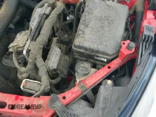 2019 Chevrolet Cruze z VIN 1G1BJ5SM8K7101860, wystawiony jako IAAI lot #42294257 z przebiegiem 120 504 mil mil oraz . Historia ofert i sprzedaży dostępna na DreamBid. Obrazek 19.