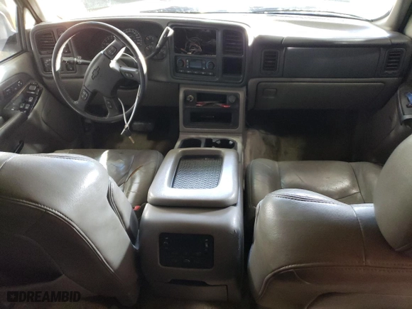 2003 Chevrolet Tahoe LS with VIN 1GNEK13Z83R226195, listed as a Copart auction lot 44270635 with 237,295 mi miles and Clean Title. Bid and sale history available at carsss.com. Image 8.