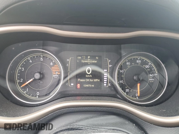 2016 Jeep Cherokee Sport z VIN 1C4PJLAB2GW222382, wystawiony jako Copart lot #59657865 z przebiegiem 124 673 mil mil oraz Szkoda całkowita • Salvage title. Historia ofert i sprzedaży dostępna na DreamBid. Obrazek 9.