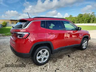 2024 Jeep Compass Latitude с VIN 3C4NJDBN0RT604876, выставлен на аукционе Copart как лот 60846205 с пробегом 28 540 миль миль и Чистый • Clean title. История ставок и продаж доступна на DreamBid. Изображение 3.