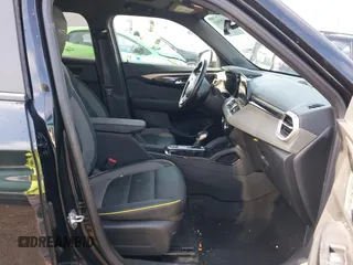 2024 Chevrolet TrailBlazer ACTIV with VIN KL79MSSL1RB162846, listed as a IAAI auction lot 41985892 with 12,848 mi miles and . Bid and sale history available at DreamBid. Image 5.