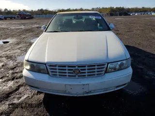 2002 Cadillac Seville Luxury SLS z VIN 1G6KS54Y12U252709, wystawiony jako Copart lot #44379585 z przebiegiem 74 735 mil mil oraz Tytuł czysty. Historia ofert i sprzedaży dostępna na DreamBid. Obrazek 5.
