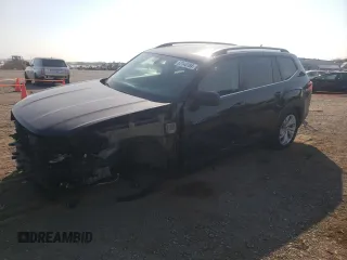 2021 Volkswagen Atlas SE with VIN 1V2JP2CA1MC585383, listed as a Copart auction lot 62145184 with 43,840 mi miles and Salvage title. Bid and sale history available at DreamBid. Image 1.