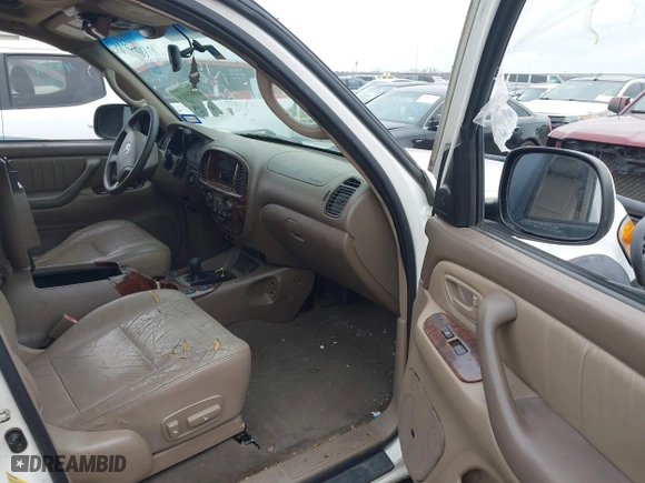 2003 Toyota Sequoia Limited with VIN 5TDBT48A03S204447, listed as a IAAI auction lot 41548596 with 1 mi miles. Bid and sale history available at carsss.com. Image 5.
