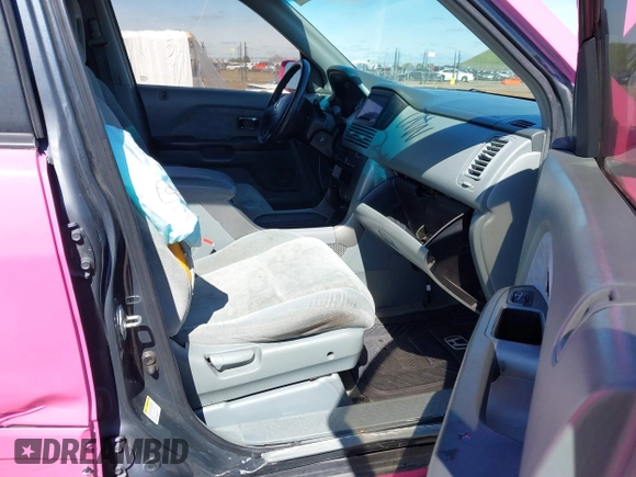 2003 Honda Pilot EX with VIN 2HKYF18433H612070, listed as a IAAI auction lot 41852286 with 242,891 mi miles and . Bid and sale history available at DreamBid. Image 5.